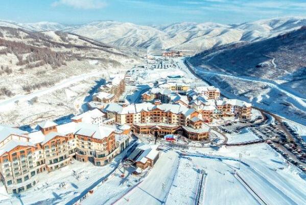 国内滑雪度假村排名前十，中国最出名的十大滑雪度假村