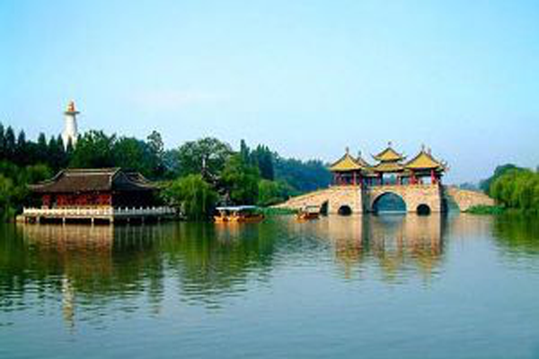 中国十大浪漫城市有哪些，国内浪漫的旅游城市排名