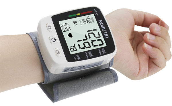 家用全自动高精准血压测量仪